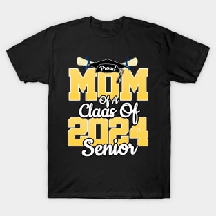 Proud Mom Of a Class Of 2024 Graduate Senior Graduation Mother T-Shirt